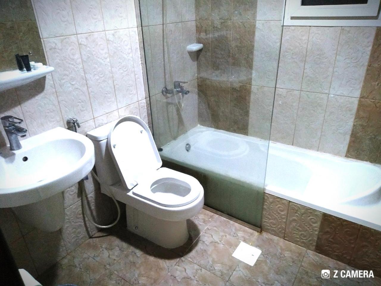Al Mabila Hotel Seeb Esterno foto