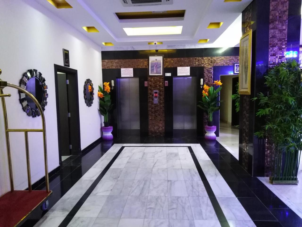 Al Mabila Hotel Seeb Esterno foto